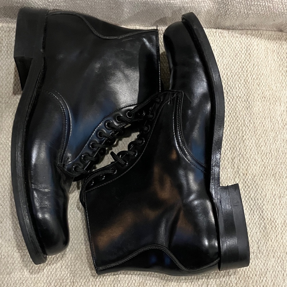 Black Men's 8 1/2 Leather Boots made in Canada